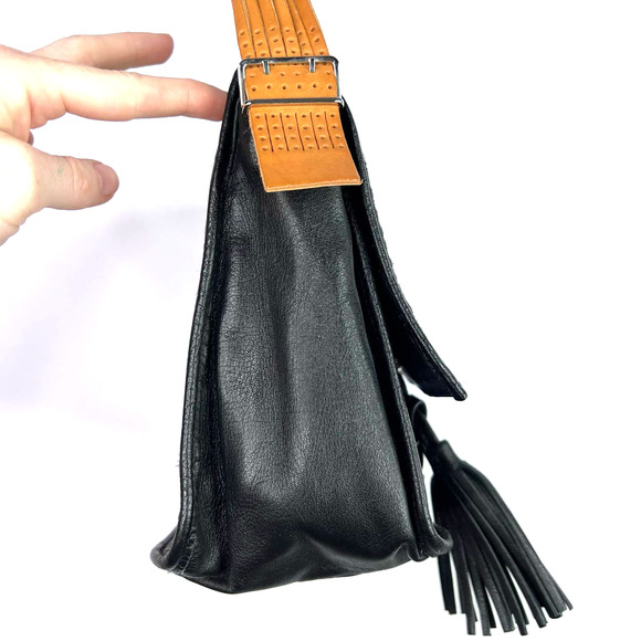 Francesco Biasia Black Tan Leather Shoulder Bag Purse Tassel Fold Over Small - Picture 3 of 7